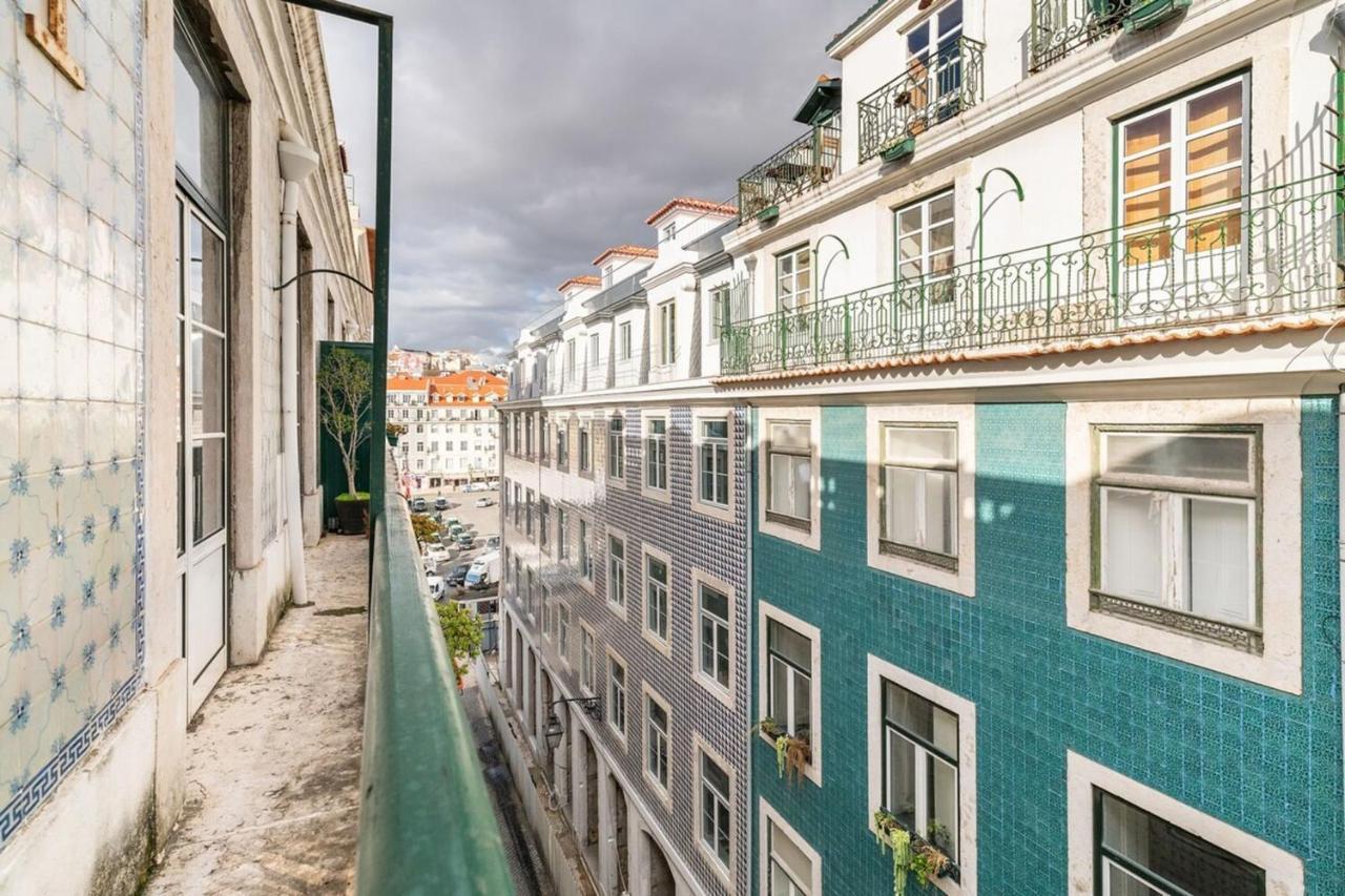 Charming 2 Bedroom Next To Praca Da Figueira Apartment Lissabon