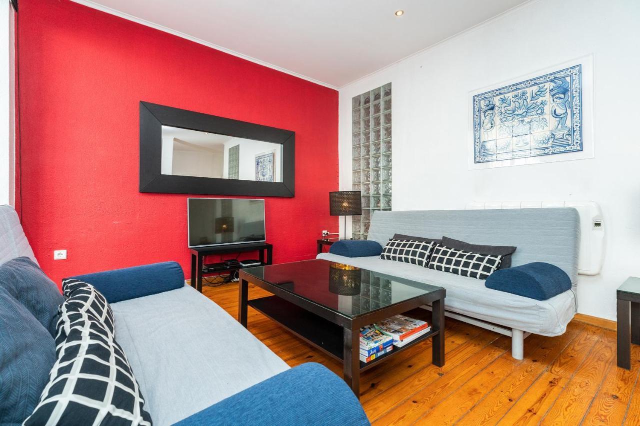 Charming 2 Bedroom Next To Praca Da Figueira * Lissabon